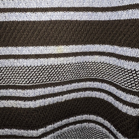 St. John Collection Black and blue striped pullover Size Large - Picture 6 of 7